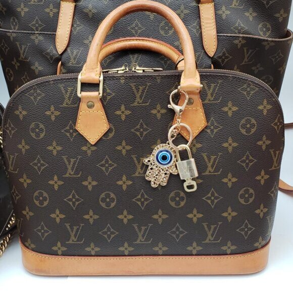 Authentic Louis Vuitton Lock & Key with unbranded Bagcharm, Keycharm, Keychain - Picture 7 of 8